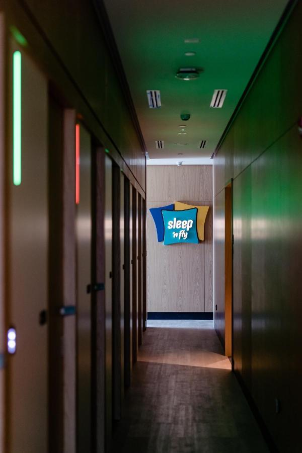 فندق Sleep 'N Fly Sleep Lounge, B-Gates Terminal 3 - Transit Only دبي المظهر الخارجي الصورة