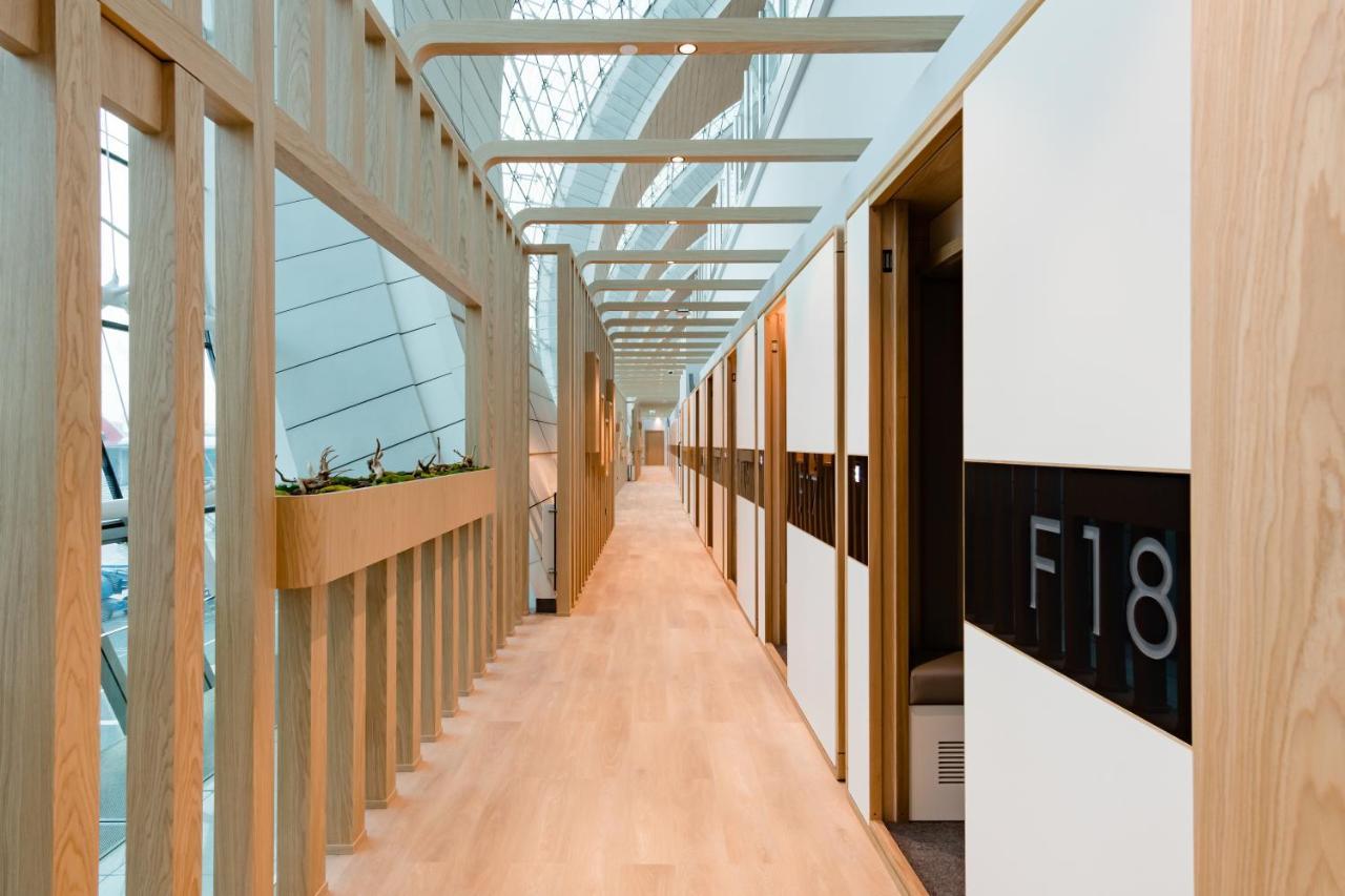 فندق Sleep 'N Fly Sleep Lounge, B-Gates Terminal 3 - Transit Only دبي المظهر الخارجي الصورة